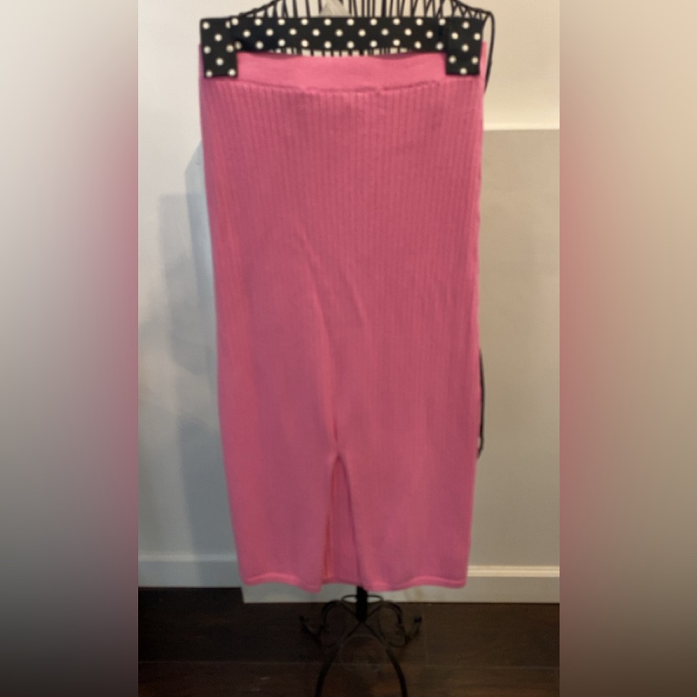 Pink Ribbed Women's Skirt